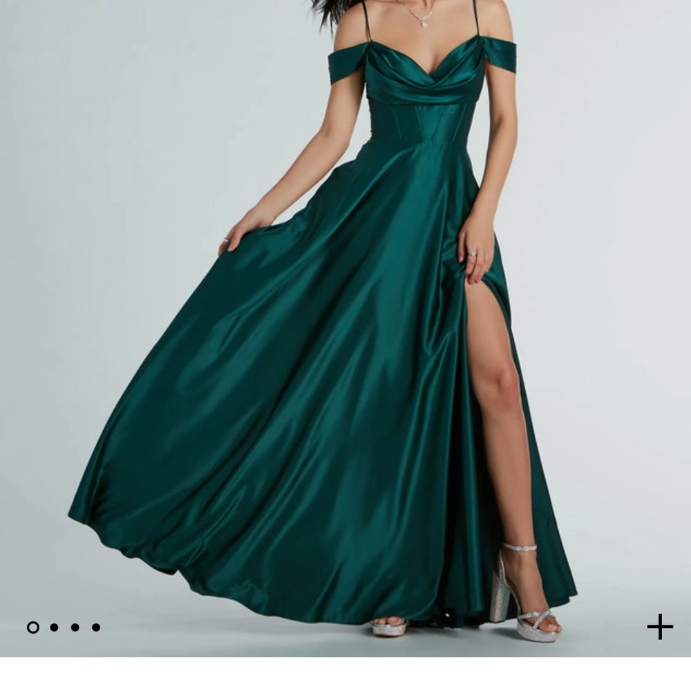 Color Is Not The One Pictured. It Is A Mauve Color - image 1